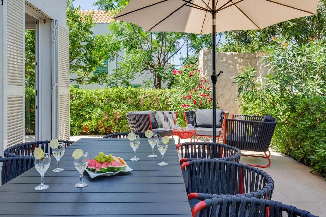 Luxury Two-Floor Apartment In Petrcane With Garden And Pool Eksteriør bilde
