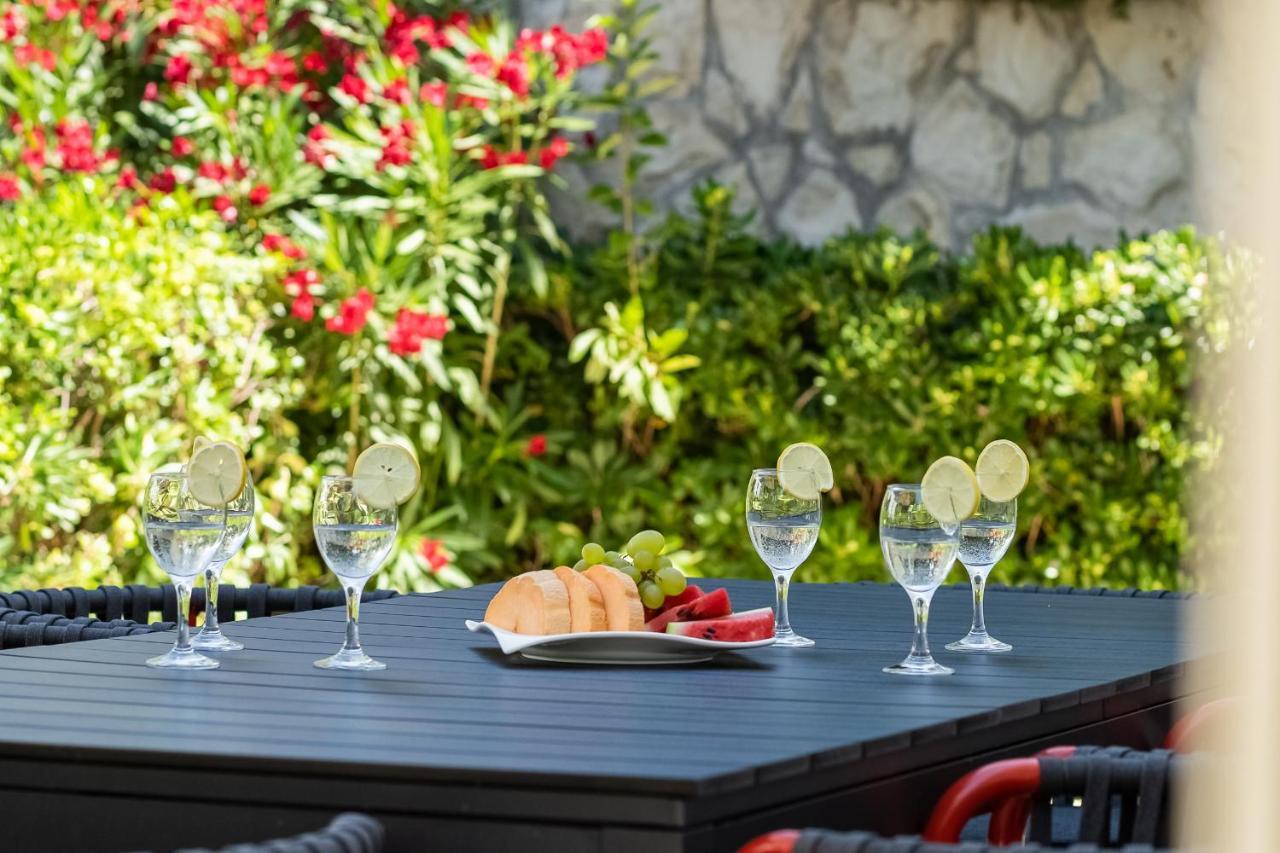 Luxury Two-Floor Apartment In Petrcane With Garden And Pool Eksteriør bilde