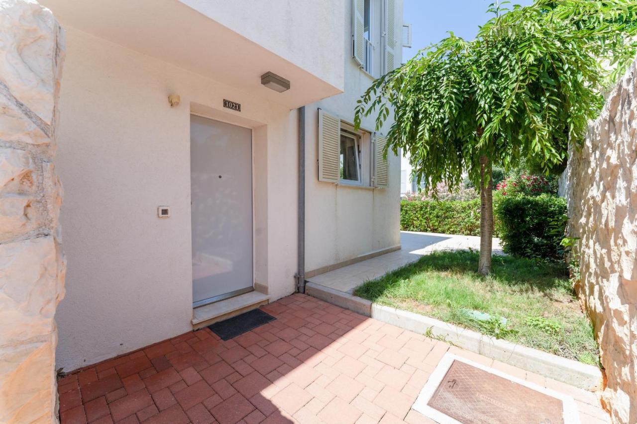 Luxury Two-Floor Apartment In Petrcane With Garden And Pool Eksteriør bilde